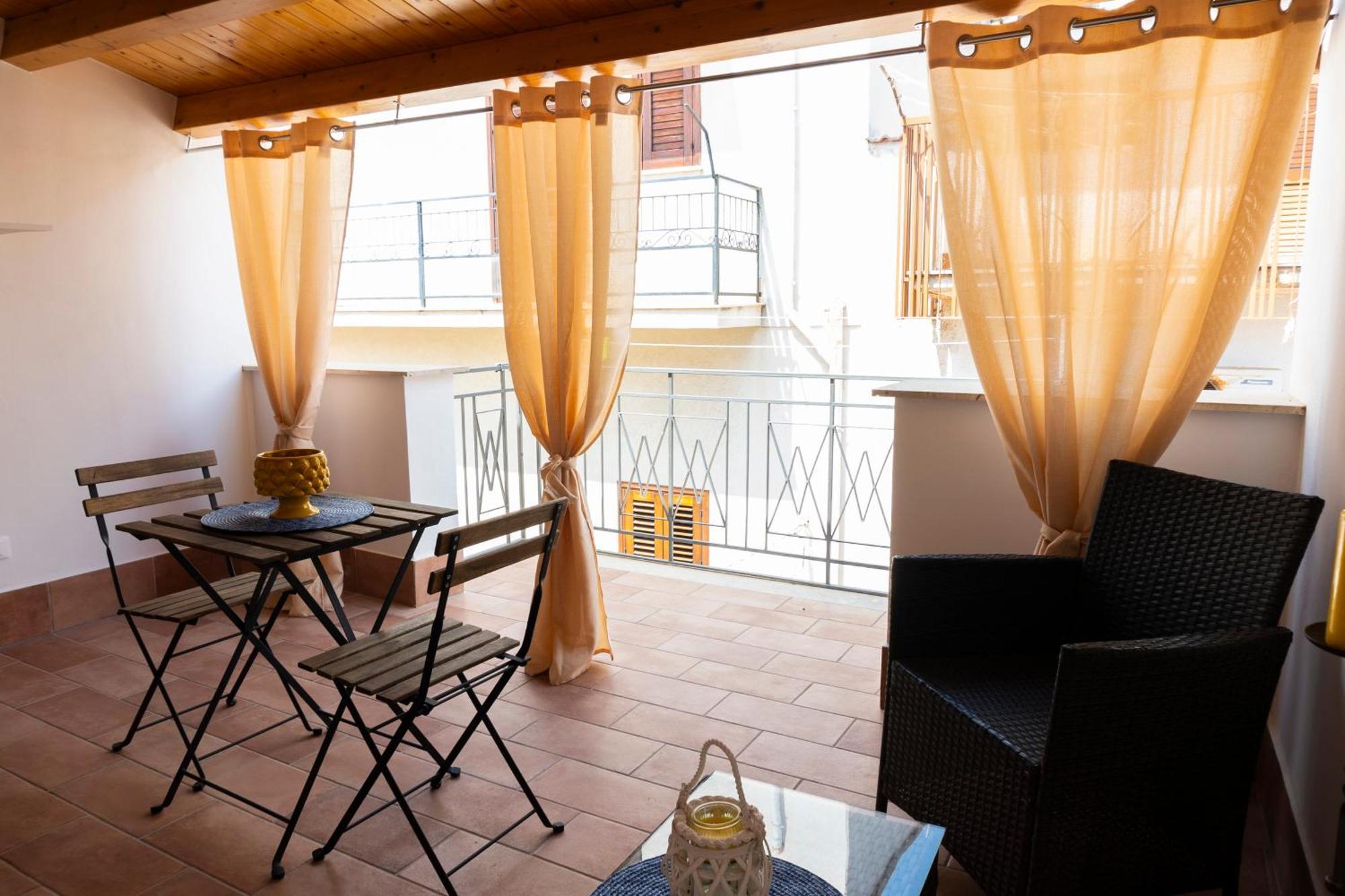 شقة La Terrazza Di Rachele كاستيلاّماري ديل غو المظهر الخارجي الصورة
